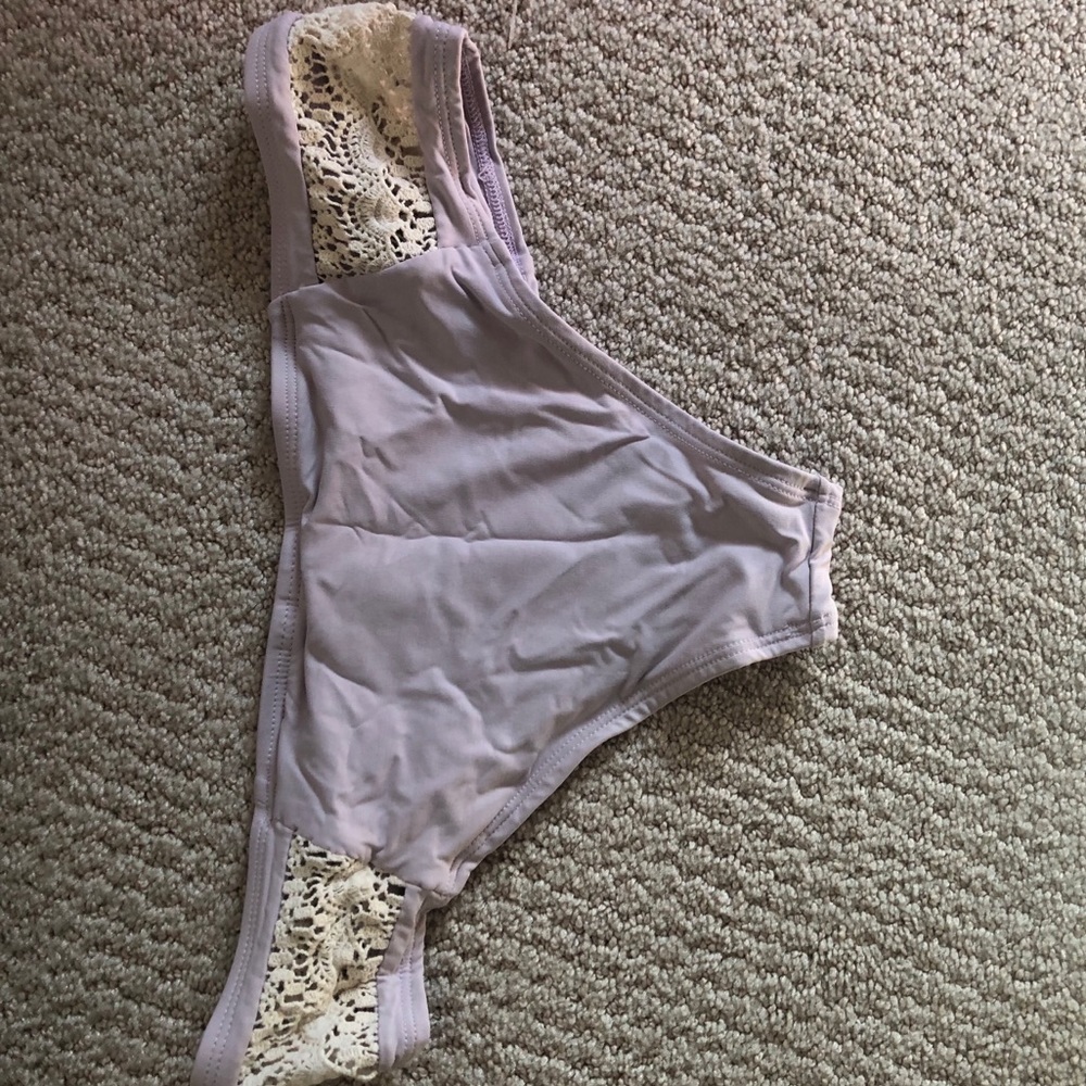 Bikini Set - image 2